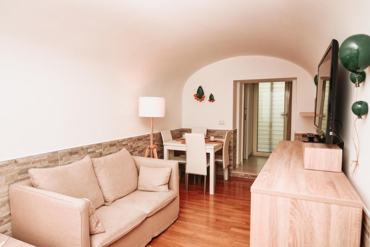 Casali - Apulian Charming Apartment Bari Luaran gambar